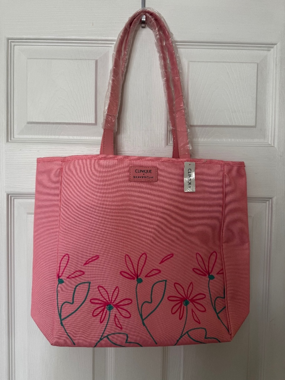 Clinique Pink Tote Bag and Cosmetic Bag set Drawbertson Flower Design NWT - Picture 2 of 7